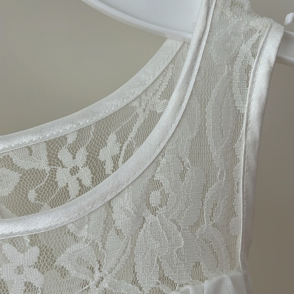 MY MICHELLE White Sleeveless Dress - Picture 3 of 15